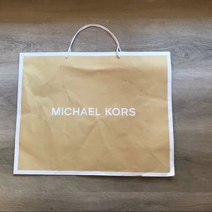 Michael Kors Shopping Bag